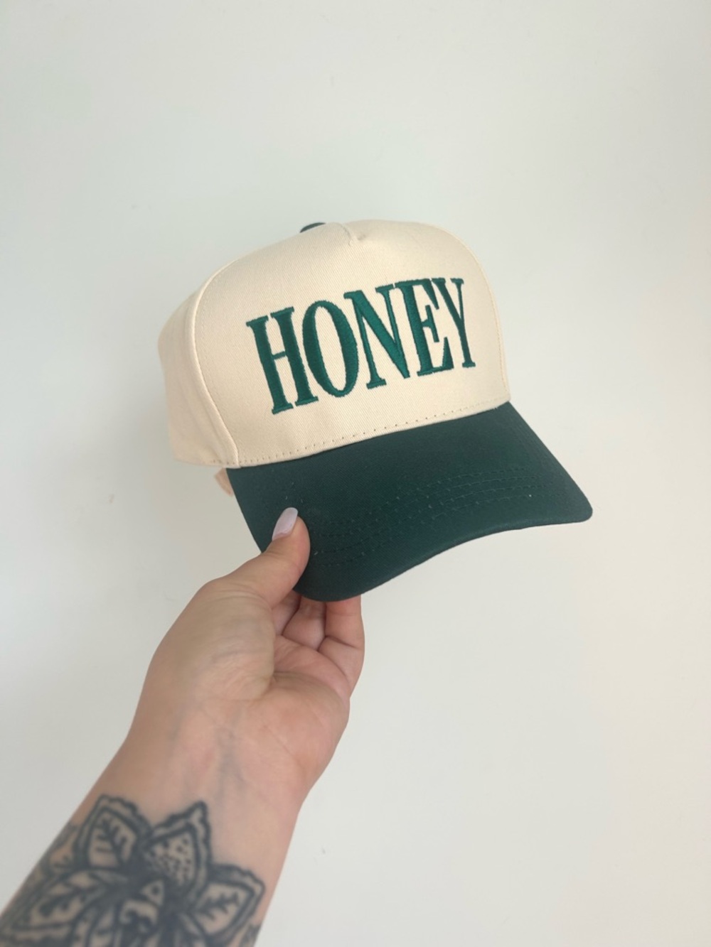 Honey Embroidered Two-Tone Baseball Cap - Cream & Dark Green